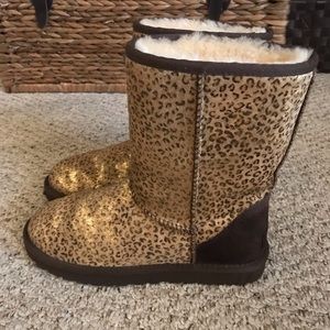 UGG Classic Calfskin Leopard Short Boots US7